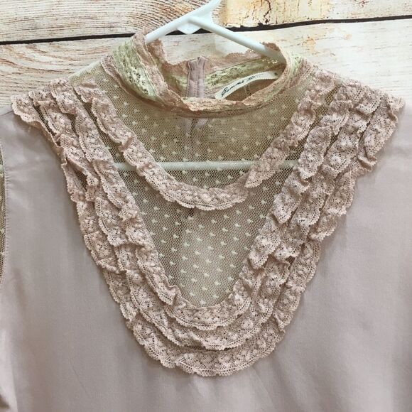 ANTHROPOLOGIE COMME TOI LACE TRIMMED TOP IN MAUVE‎ AND CREAM - Picture 5 of 8
